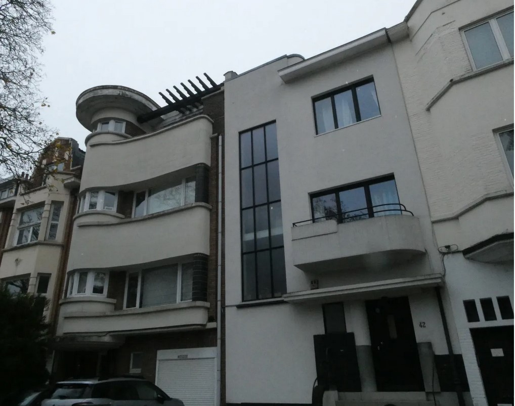 Carnoy-facade-immeuble-architecte-Ternaerts-avenue-Coghen-42-Uccle