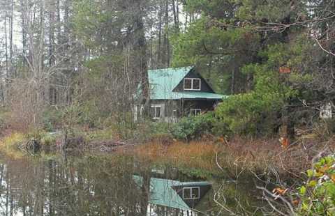 tiny-house-by-Lumpytrout