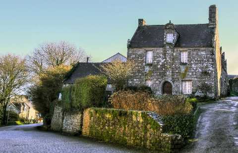 ancienne-maison-en-pierre