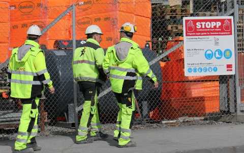 securite-sur-chantier-illustration-hommes-metiers