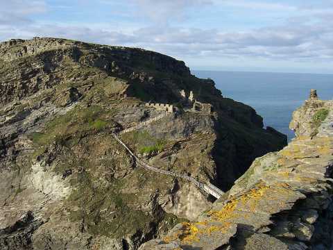 ruines-du-Chateau-de-Tintagel