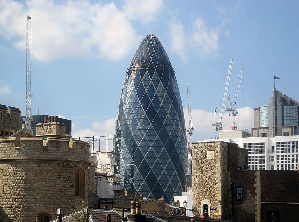 the-Gherkin-by-Fosterand-Partners-London