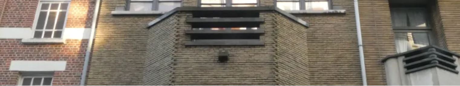 Gilles-Carnoy-photo-detail-maison-rue-breart-saint-gilles
