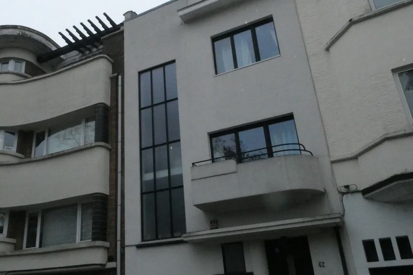 Carnoy-facade-immeuble-architecte-Ternaerts-avenue-Coghen-42-Uccle