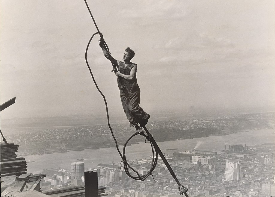 Icarus-Empire-State-Building-photograph-Lewis-Hine-1930