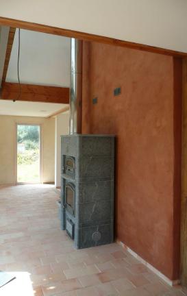 Montfort_maison_passive_poele_de_masse